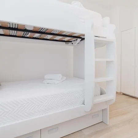 Moderno Urbano En Barrio Histórico 2ºi